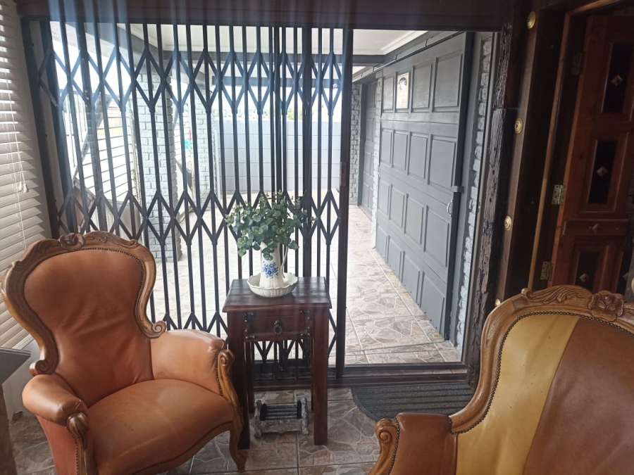 5 Bedroom Property for Sale in Mossel Bay Ext 13 Western Cape